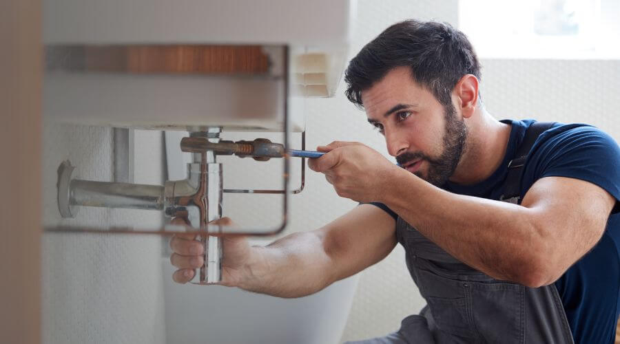 Professional sink repair services in Monmouth, IL